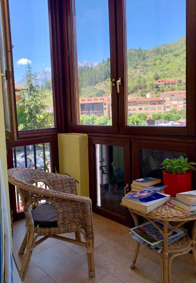 Hostal La Serna Hotel Potes Ngoại thất bức ảnh