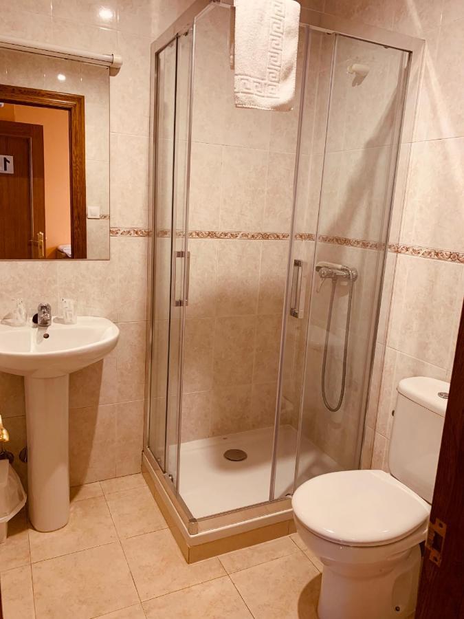 Hostal La Serna Hotel Potes Ngoại thất bức ảnh