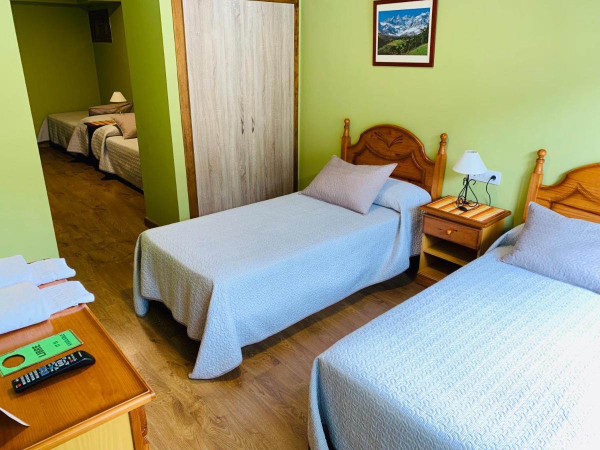 Hostal La Serna Hotel Potes Ngoại thất bức ảnh