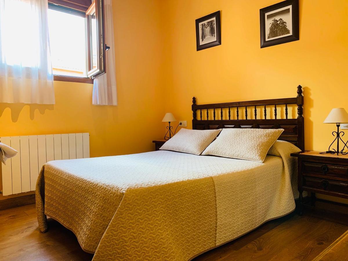 Hostal La Serna Hotel Potes Ngoại thất bức ảnh